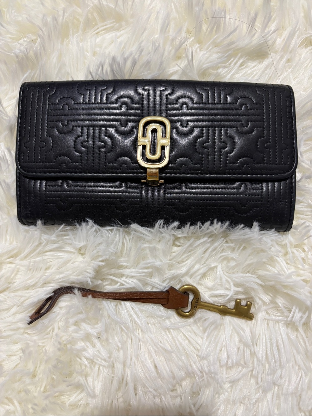 Fossil charming and Black Quilted Leather Wallet  18cm vs 9.5cm